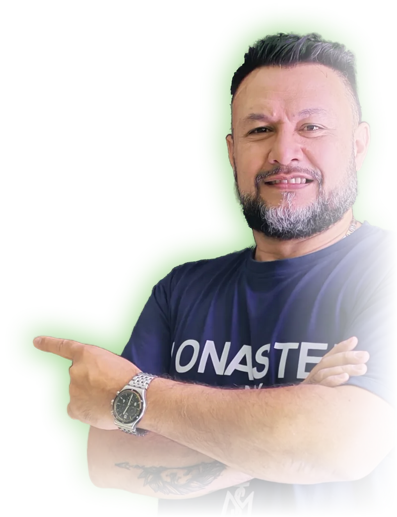 William Rodríguez señalando hacia el contacto